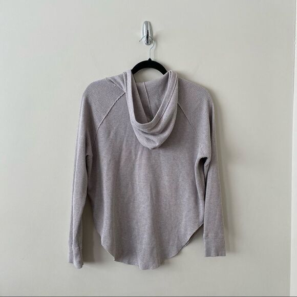 ARITZIA-TNA Waffle Knit Nevado Thermal (Small) - Picture 2 of 13